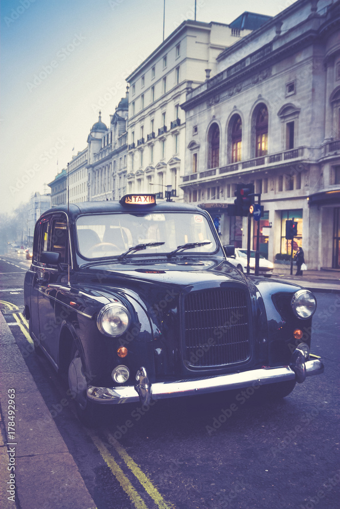 altes taxi in london