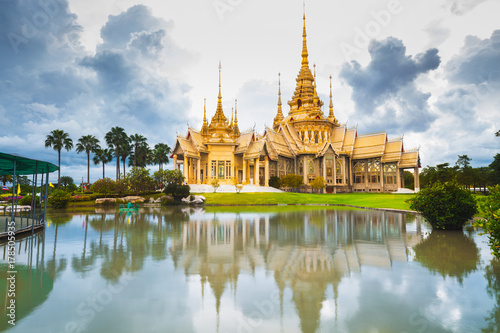 Wat Non Kum, Nakhon Ratchasima province Thailand © Patrick Foto