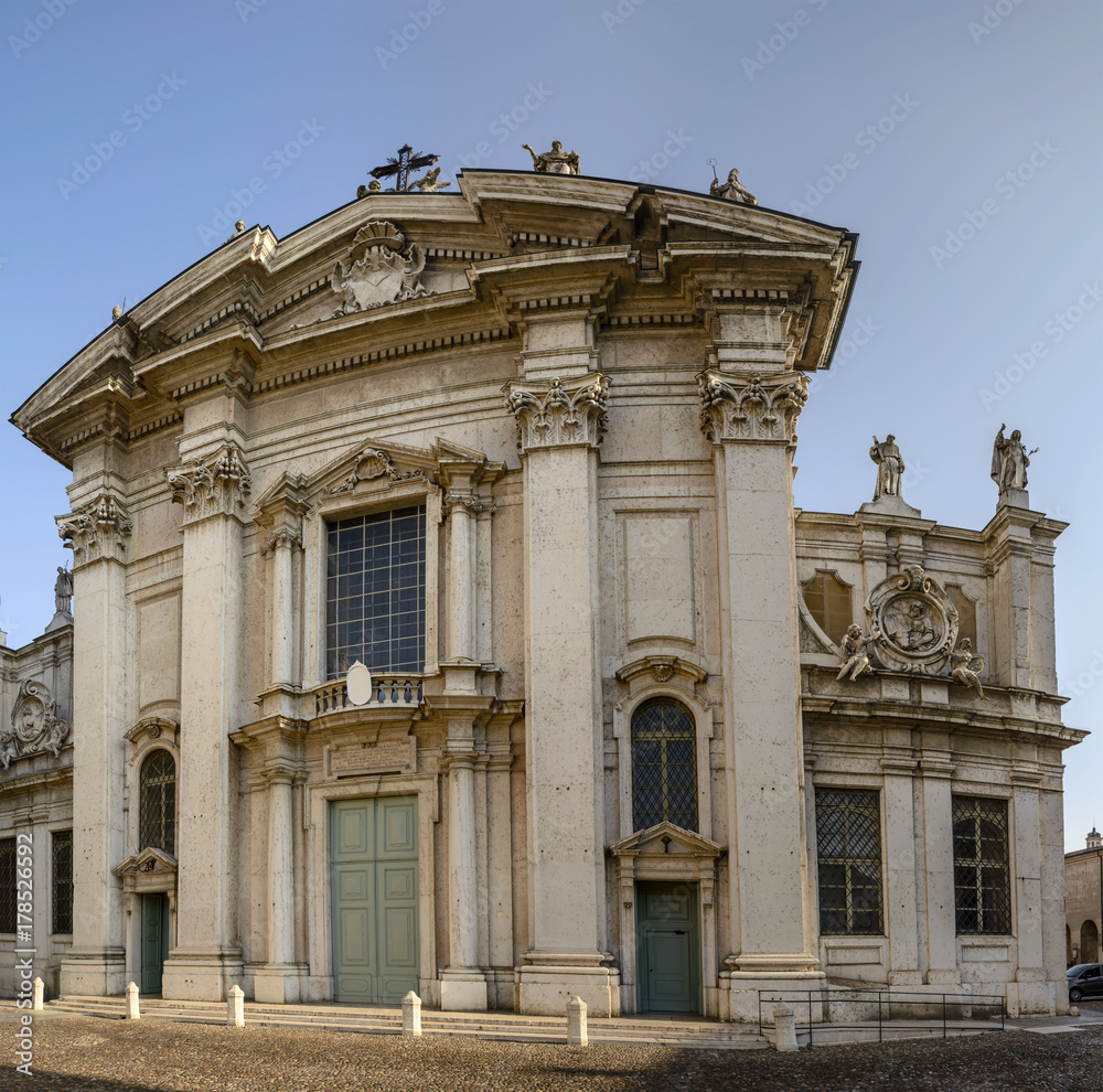 san Pietro cathedral, Mantua, Italy