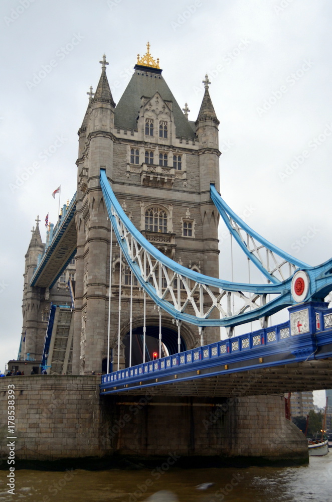 Obraz premium Tower bridge in London
