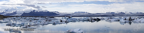 View of the famous glacier lagoon Jokulsarlon, below Vatnajokull