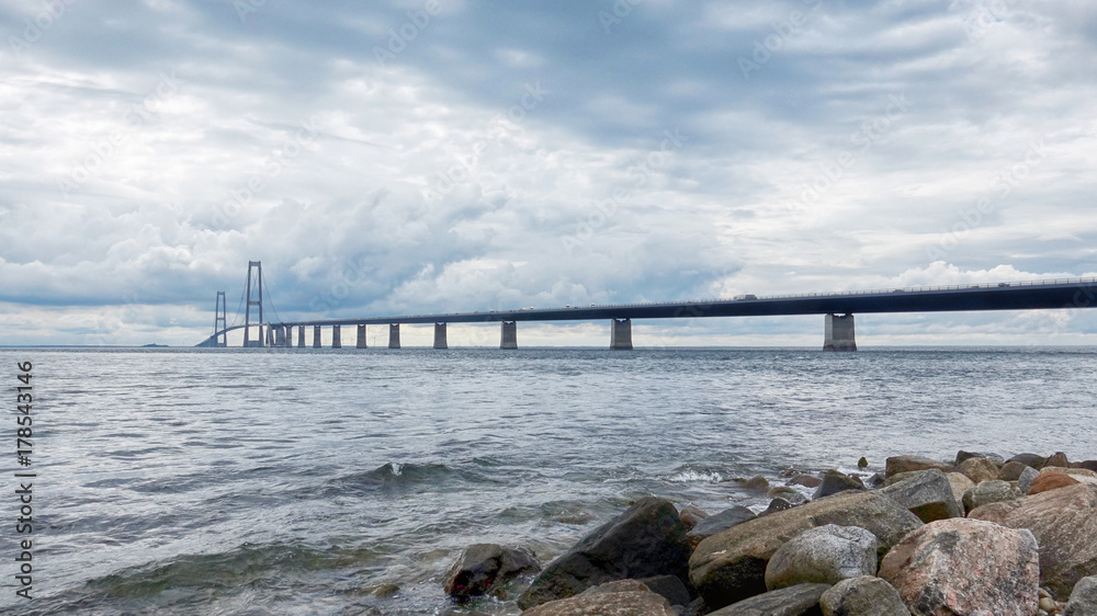 Big Belt Bridge multi-element fixed link crossing between the Danish islands