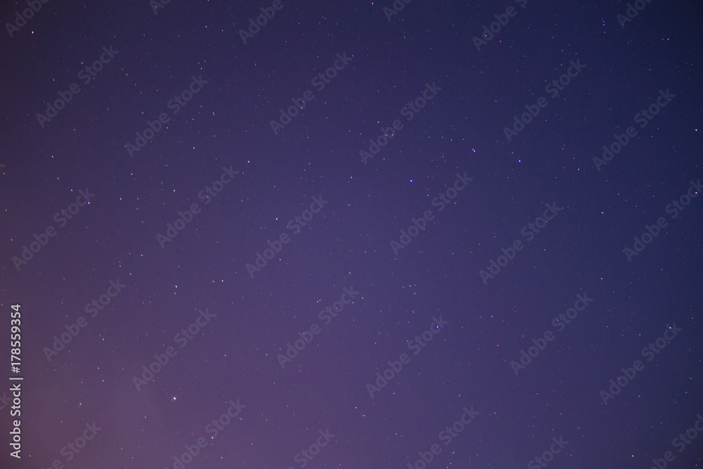 Obraz premium Stars in the night sky background