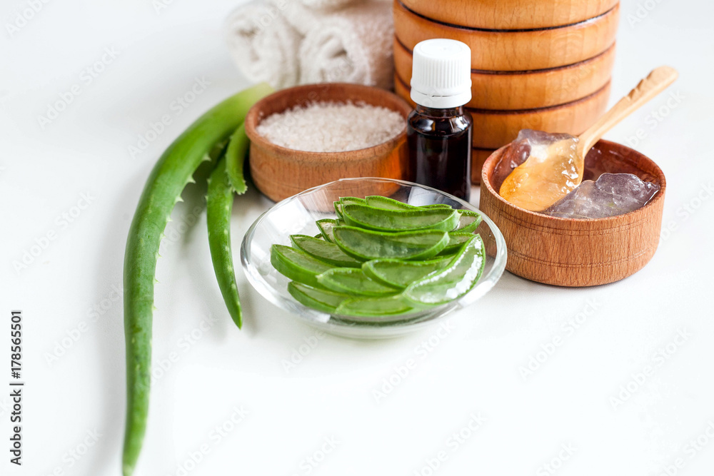 Aloe Vera for Spa treatments, massage and shower Aloe Vera for Spa treatments, massage and shower