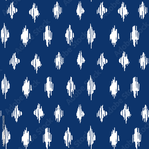 simple tie dye seamless pattern, blue and white ikat vector for fabric fashion