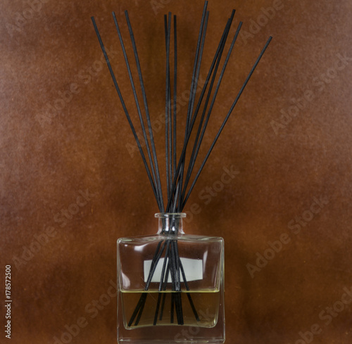 Scented oil with wick sticks
