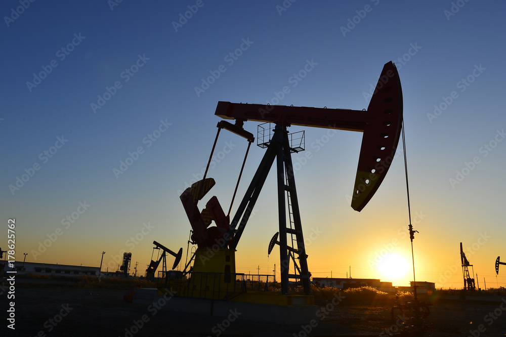 The oil pump The oil pump