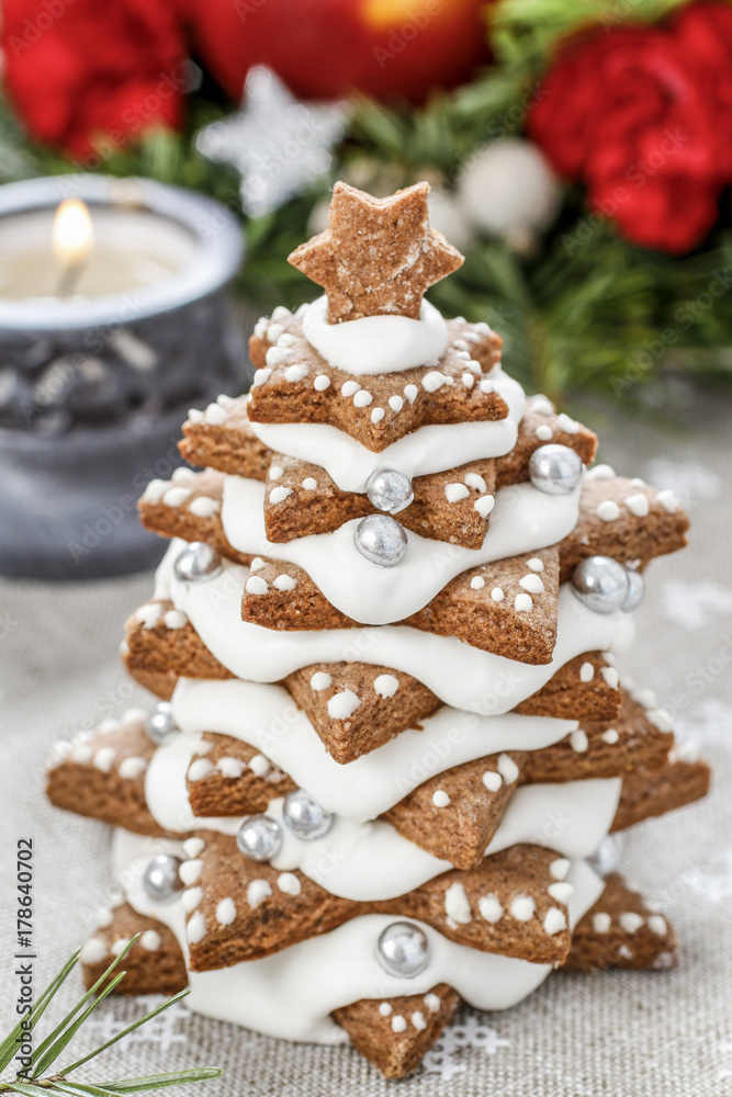 Gingerbread christmas tree