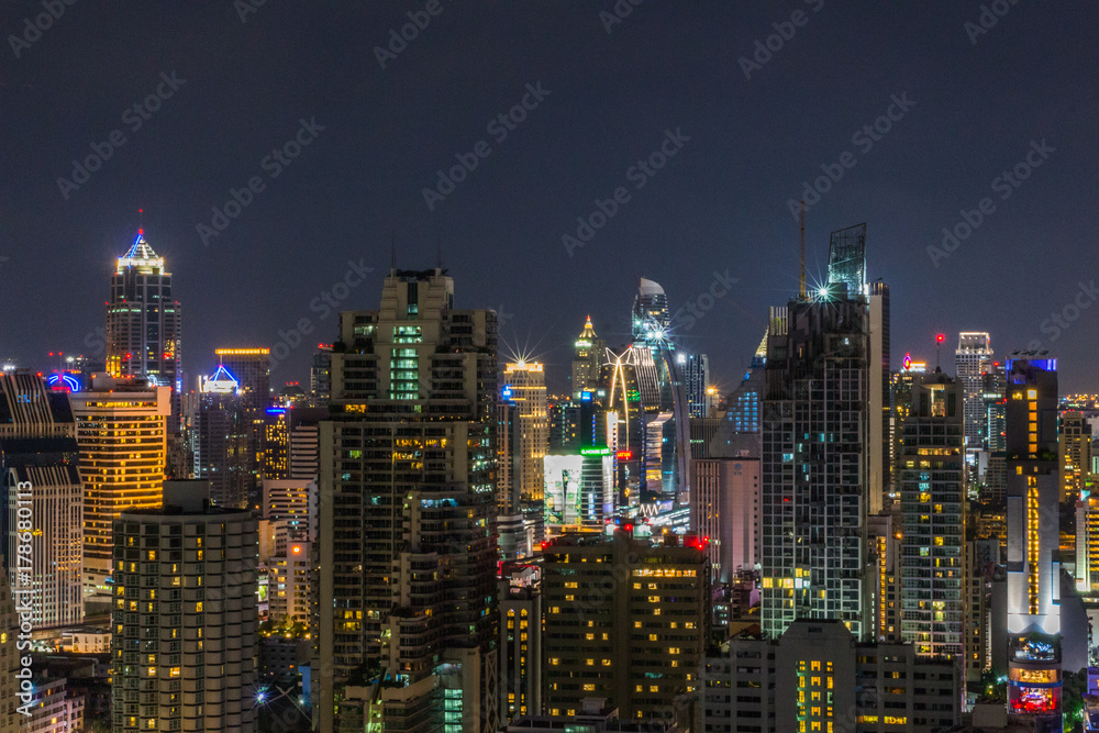 Bangkok City Night : バンコク・夜景・ビル