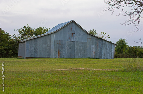 An old tin barn in the countryside.