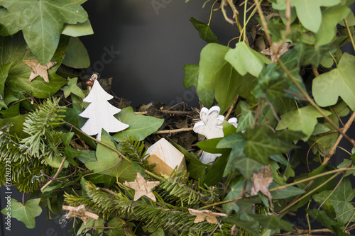 Front door with a Christmas wreath © o1559kip
