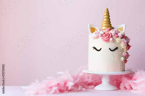 Unicorn cake on a cakestand