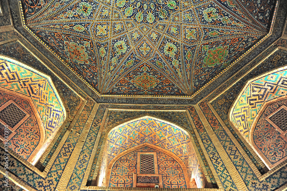 Samarkand, Uzbekistan: architectural details of Registan