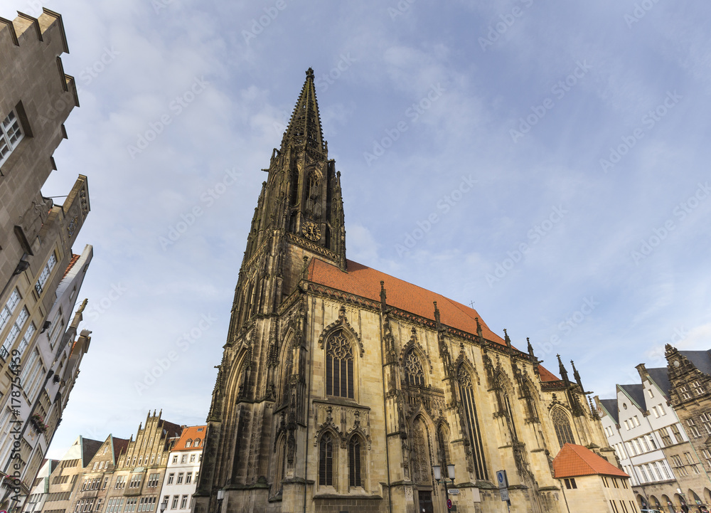 Fototapeta premium historic prinzipalmarkt in muenster germany