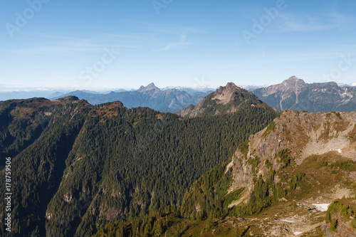 A view of the Northern Cascade Mountain peaks from Mount Dickerman during the Autumn season.