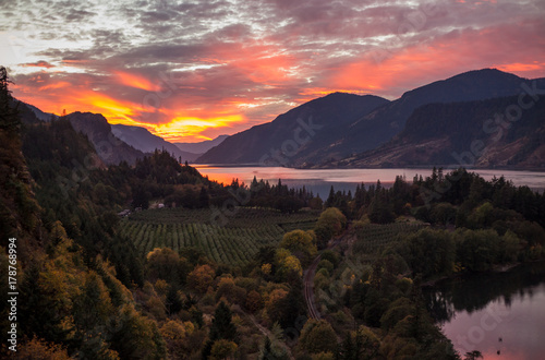 Red sunset on the Columbia