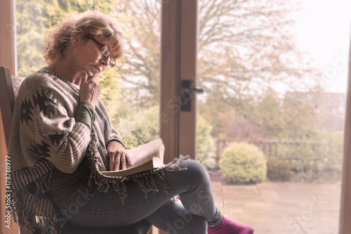People reading books