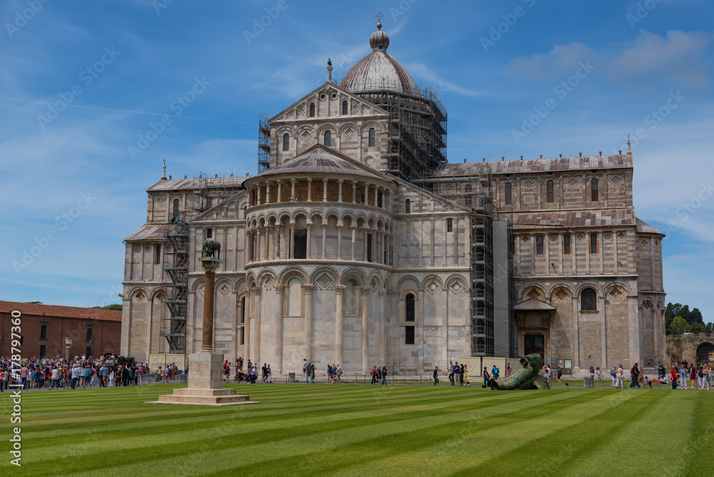 Magnificent daily view at the Pisa Cathedral (Cattedrale Metropolitana Primaziale di Santa Maria Assunta; Duomo di Pisa in italian), Pisa, Tuscany, Italy