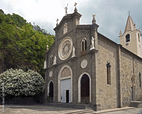 St.Giovanni Battista church in Riomaggiore. Cinque terre (Five earthes) region, Italy photo