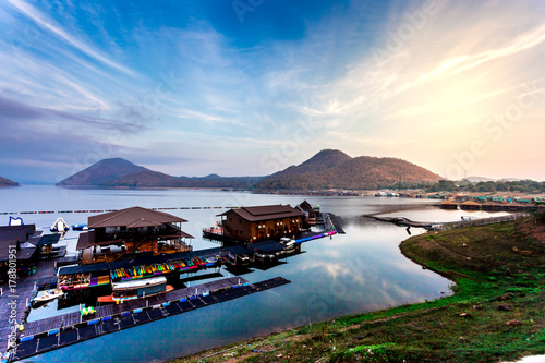 Photography Landscape photo Floating hotel houses