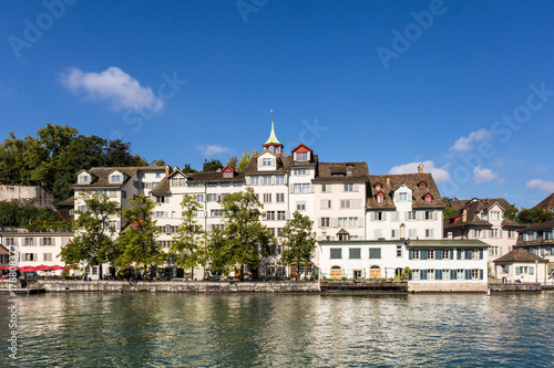 Zurich riverside © jakartatravel
