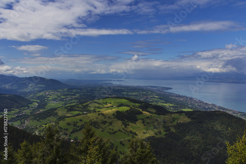 Panorama sur le lac Léman, Haute Savoie