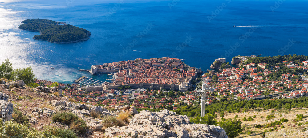 Panorama Sicht auf Dubrovnik vom Berg Srd