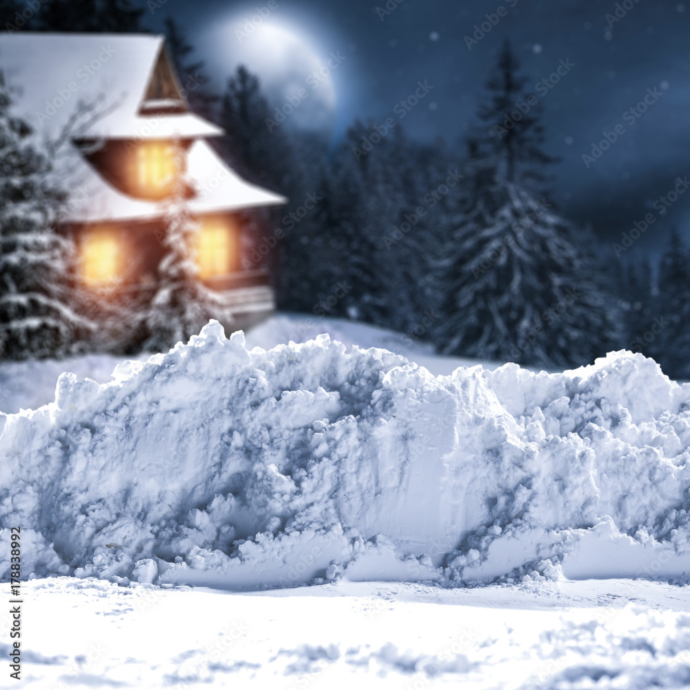 Obraz premium winter time and snow background 
