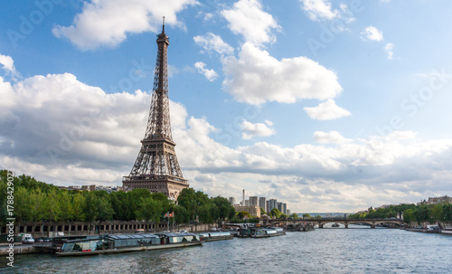 Eiffel tower in Paris © Marek