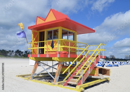 Brightly color orange and yellow ocean-rescue station on the beach in the south beach section of Miami Beach,Florida © Wimbledon