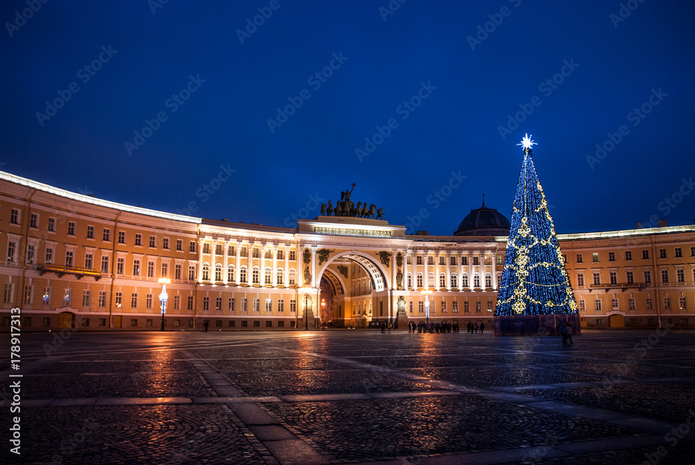 Christmas in St. Petersburg, Christmas tree on the square Merry Christmas