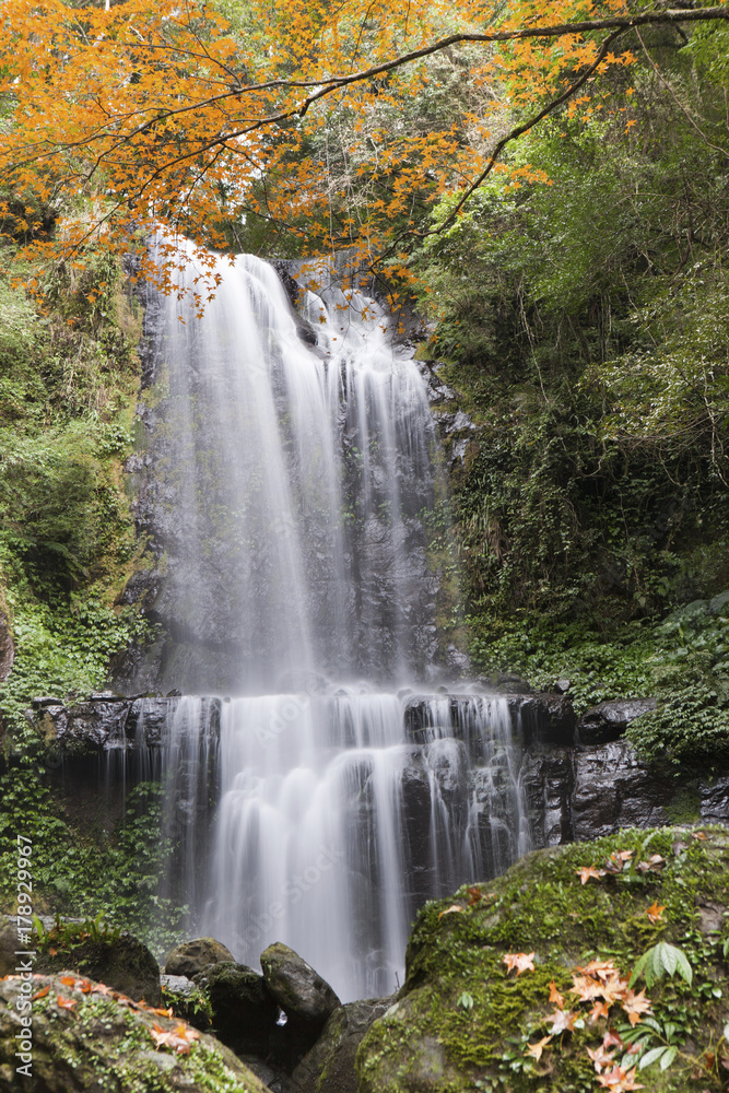 Fototapeta premium Yunsen Waterfall