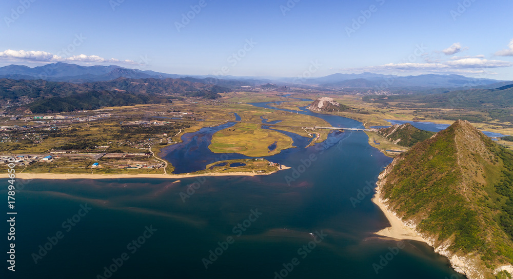 Panorama of the mouth of the river from a bird's-eye view.