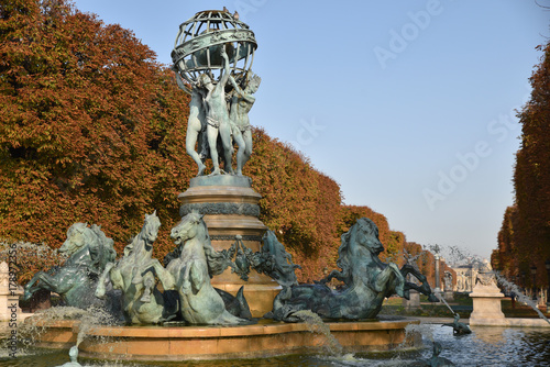 Fontaine de l'Observatoire à Paris, France