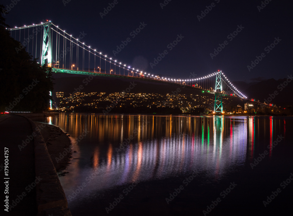 Fototapeta premium Bridge Skyline