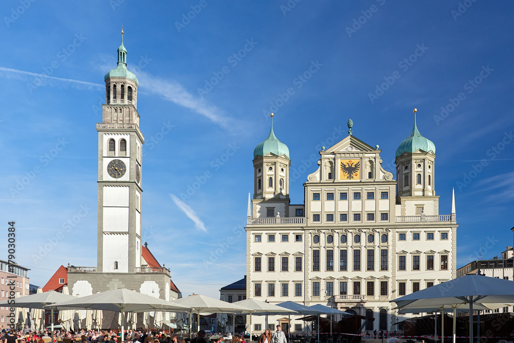 Naklejka premium Augsburg: Perlachturm und Rathaus