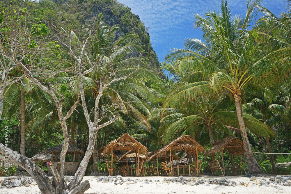 An idyllic beach in El Nido, Palawan.