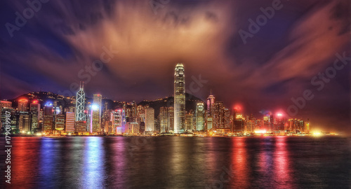 Hong Kong Skyline at Night © Lukas