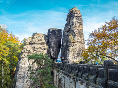 Auf der Basteibrücke, Elbsandsteingebirge photo