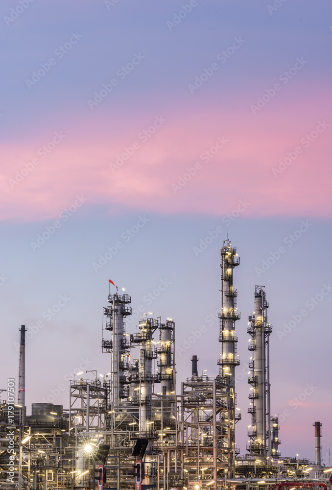 Fototapeta premium Oil gas refinery factory