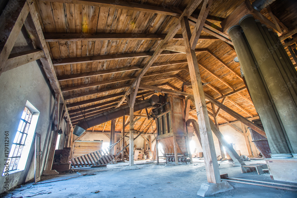 Old mill machines. Old mill machines.