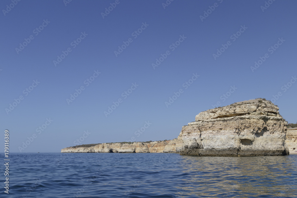 Acantilados en la costa de la Península Ibérica Acantilados en la costa de la Península Ibérica