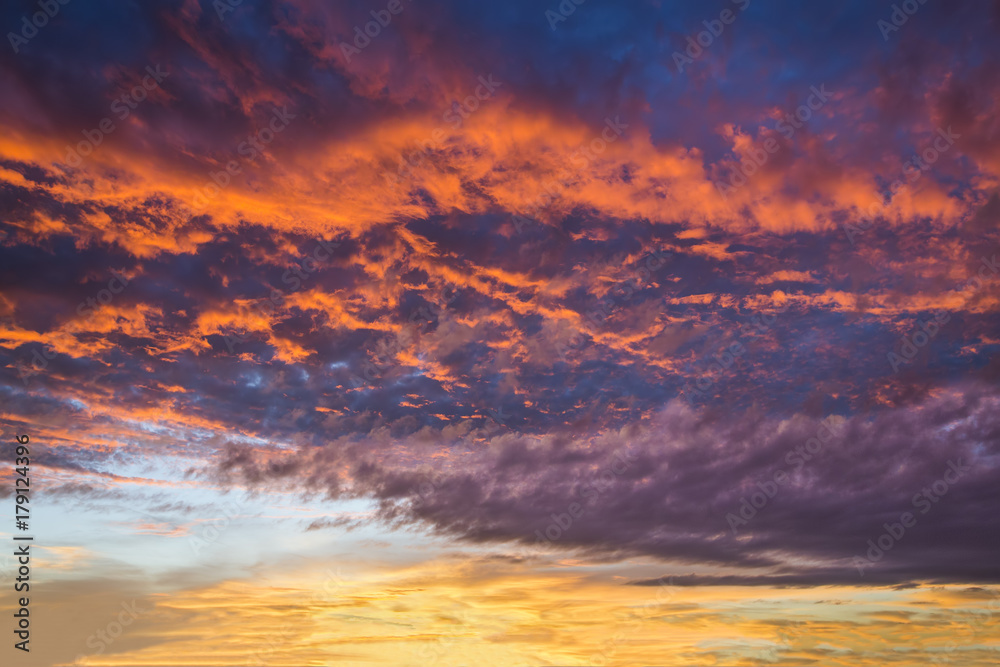 Fototapeta premium Morning Has Broken - Dramatic Colorful Sky