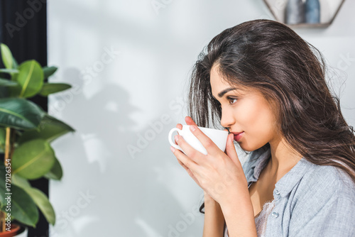 girl drinking coffee