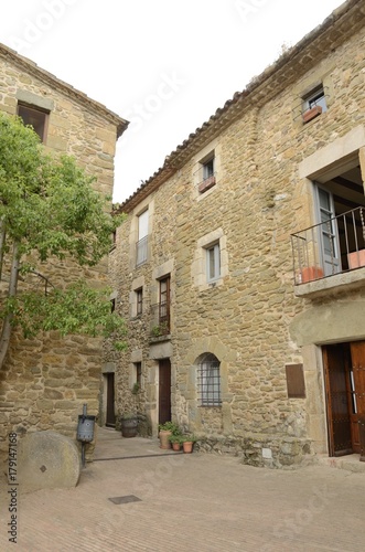 Fototapeta Naklejka Na Ścianę i Meble -   Monells, Girona, Spain