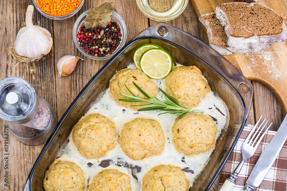 Baked diet balls from minced fish Baked diet balls from minced fish