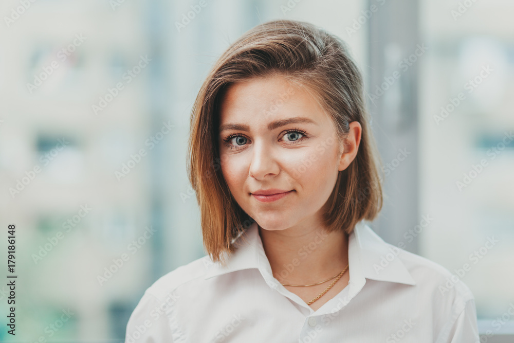 Portrait of a young business woman