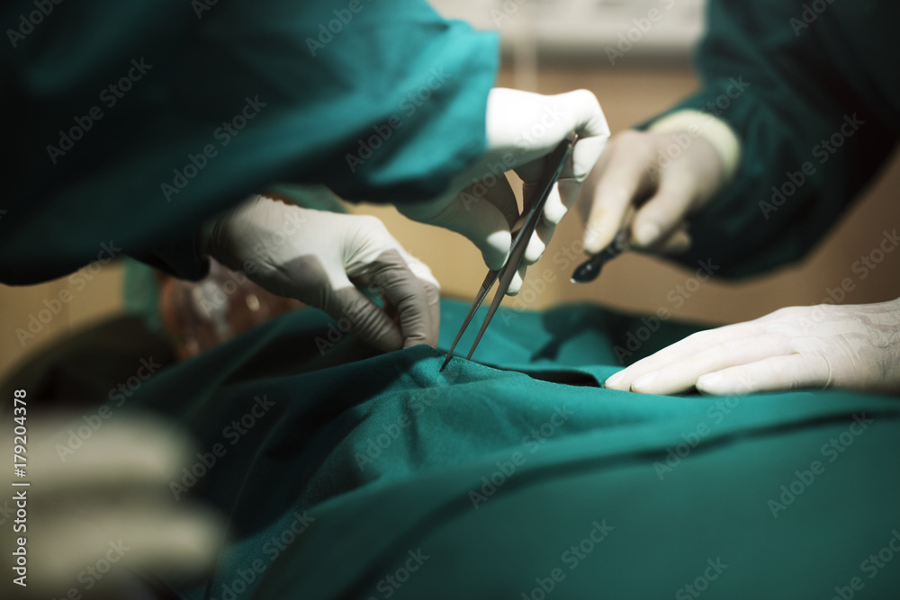 Doctors are doing an operation Doctors are doing an operation