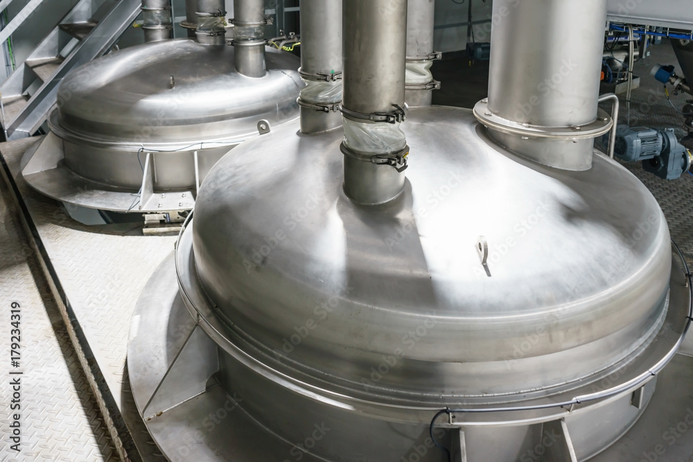 pharmaceutical factory equipment mixing tank on production line in pharmacy industry manufacture factory pharmaceutical factory equipment mixing tank on production line in pharmacy industry manufacture factory