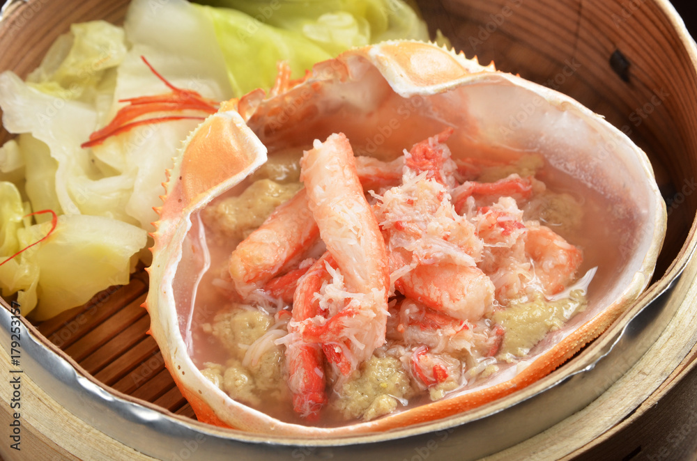 Delicious Japanese seafood - crab dishes. Delicious Japanese seafood - crab dishes.